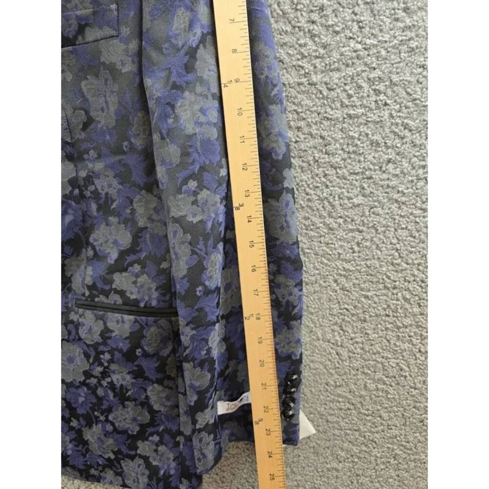 Tayion Classic-Fit Floral Jacquard Dinner Jacket Men's 42R Grey/Purple Notch